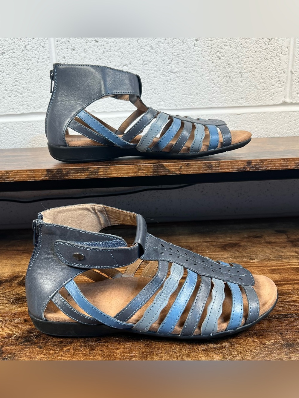 Earth Origins Bevvy Sandals Blue Gladiator Strappy Casual Women's 9.5 Wide